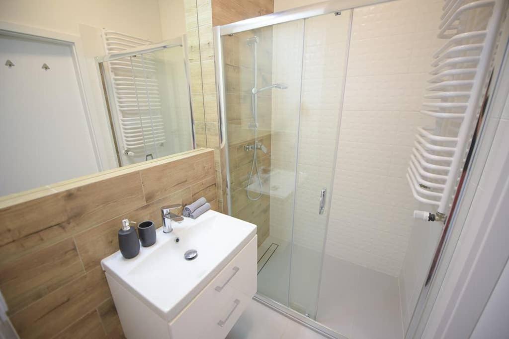 Bliska Wola Expo Central Apartment Warszawa Zewnętrze zdjęcie